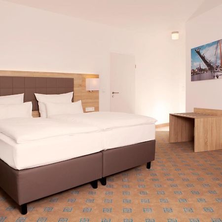 Hotel Frisia Leer Kültér fotó